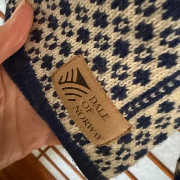 Dale of Norway 1994 Lillehammer Women's Sweater Size L - Picture 4 of 7